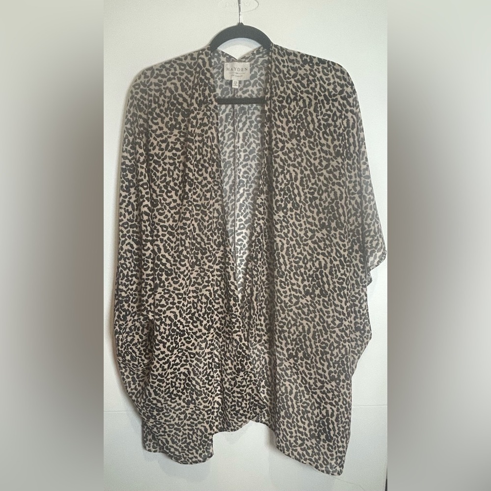 Hayden Animal Print Open Front Sheer Kimono. Size S/M. Whimsigoth. Mobwife.